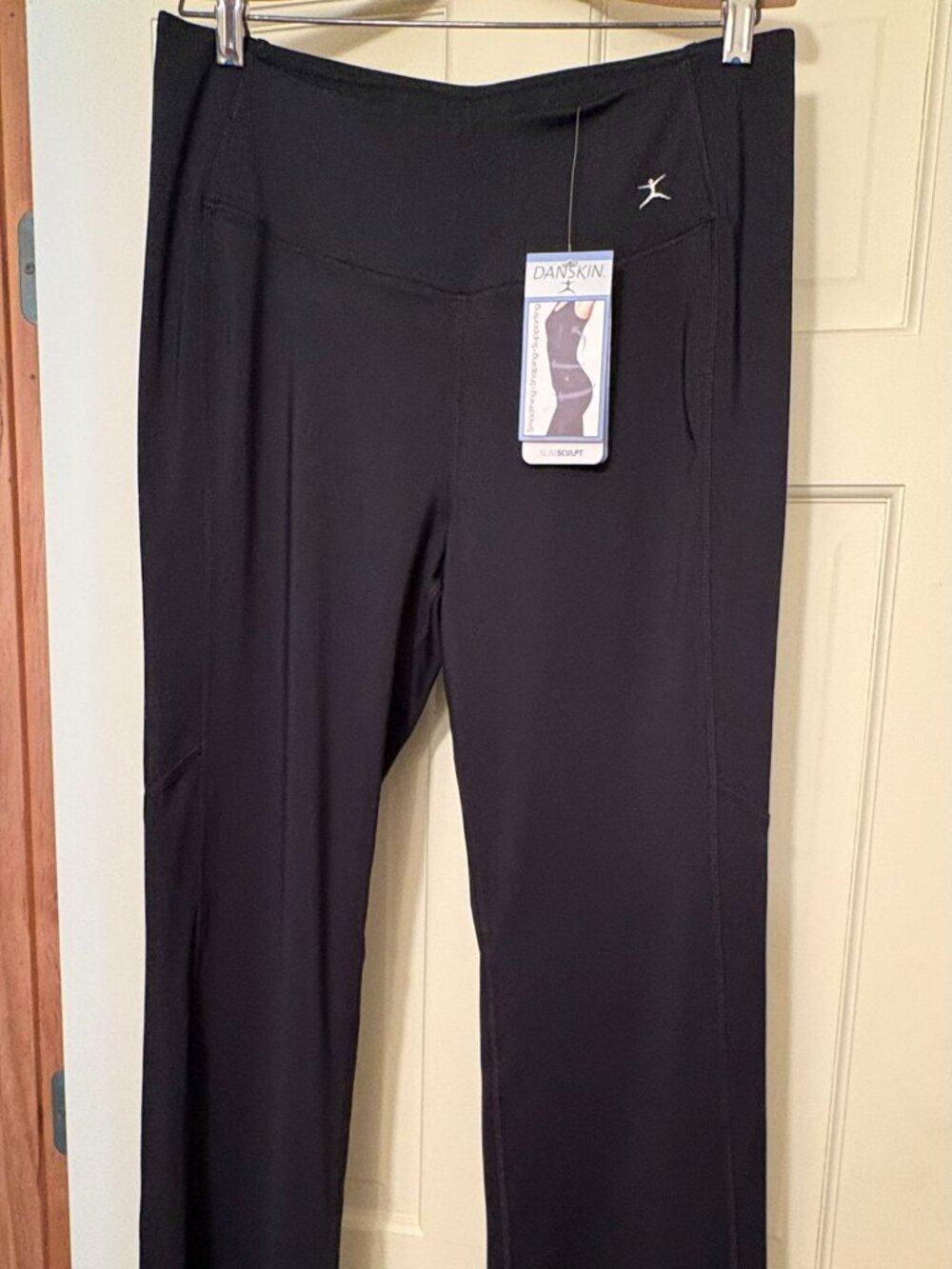 Danskin Women's Flare Leg Exercise Pants - NWT - Size XL